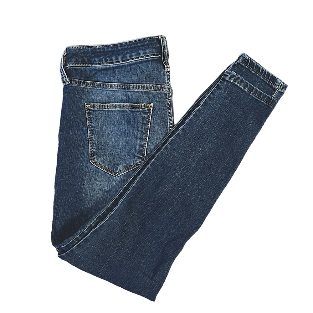 Universal thread jeans